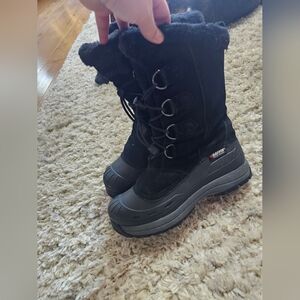 Baffin snowmobile boots, womens size 9